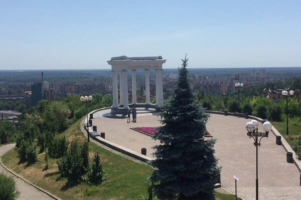 Біла альтанка в Полтаві