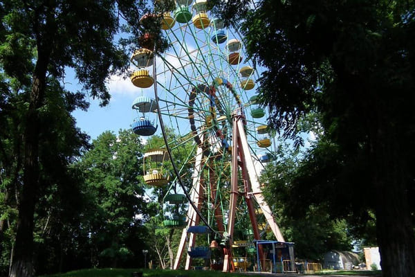 Парк «Перемога» в Полтаві