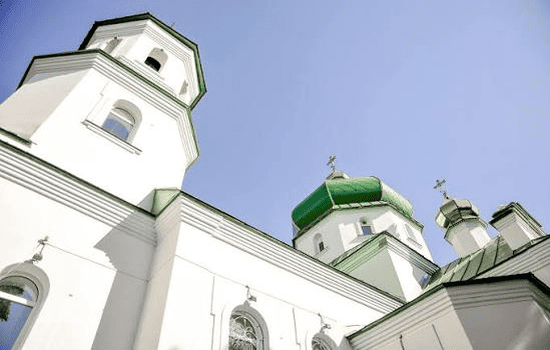 Архангело-Михайлівський храм в Глобиному